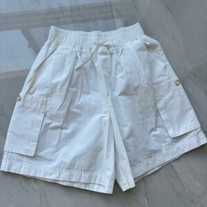 Zara Ivory Elastic Waist girls short